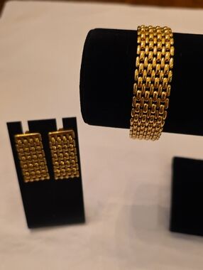 Monet Vintage Gold Tone Chain Bracelet And Earrings Set